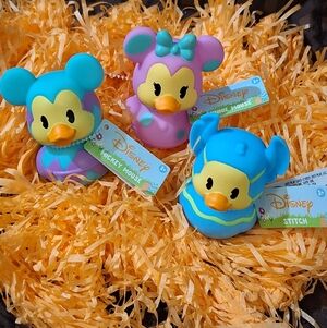 Disney Mickey, Minnie Mouse Plus Sritch DuckaLooz Duck Set